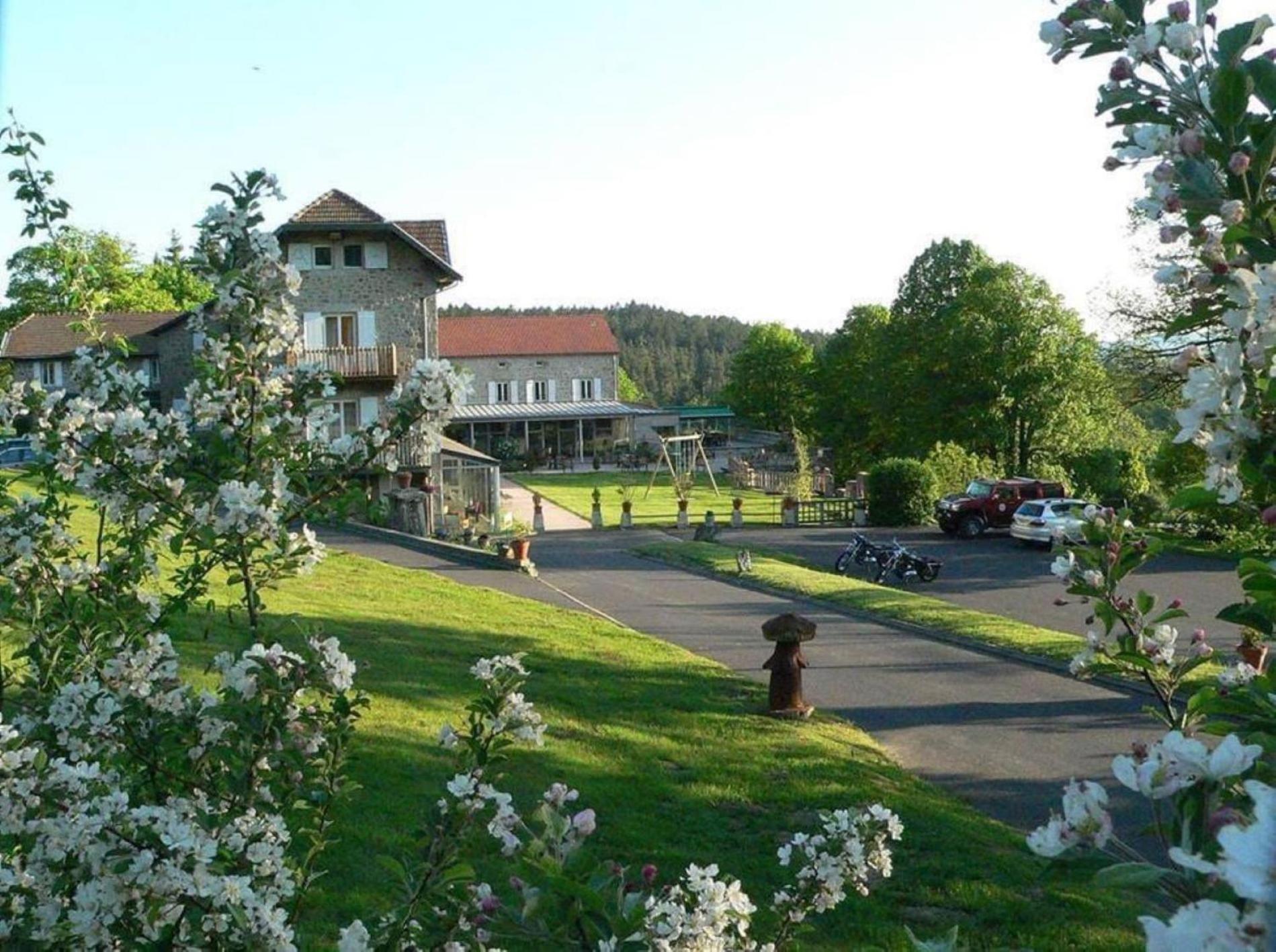Hob Fort Du Pre Saint-Bonnet-le-Froid Exteriör bild